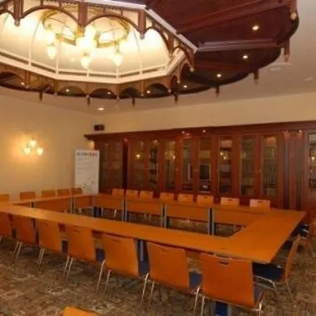 Grand Apartments Spindleruv Mlyn Гостевой дом Шпиндлерув-Млин