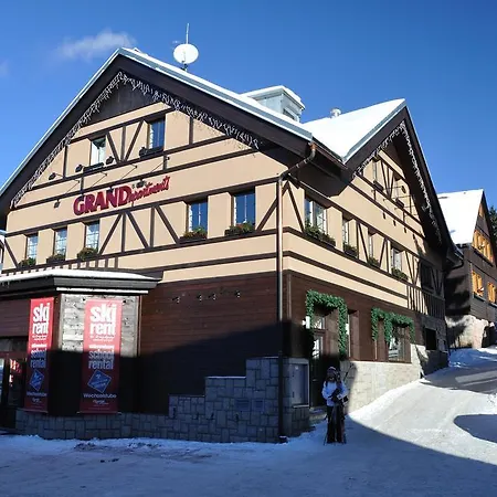 Гостевой дом Grand Apartments Spindleruv Mlyn Шпиндлерув-Млин