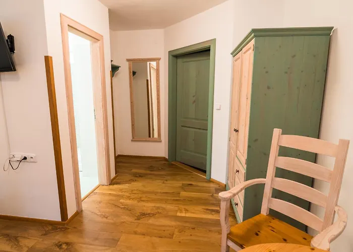 Grand Apartments Spindleruv Mlyn Gasthof 4*
