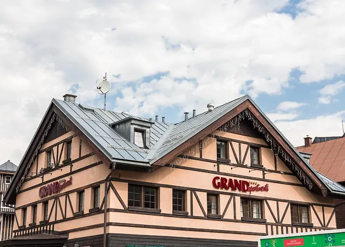 Grand Apartments Spindleruv Mlyn Gasthof Špindlerŭv Mlýn